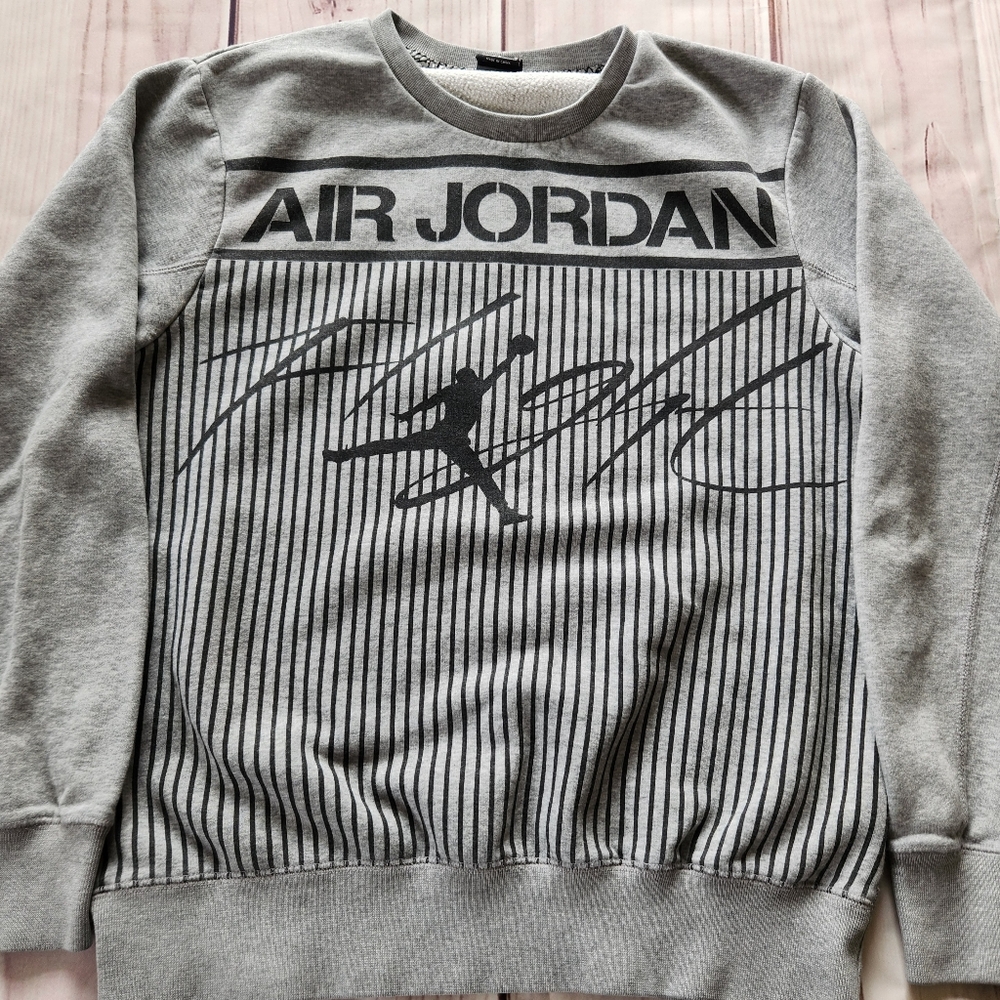 **SOLD** Air Jordan Nike Flight Crewneck Pullover Sweatshirt Gray, Size Large - Picture 2 of 7